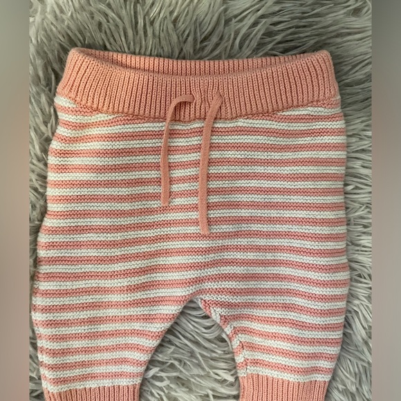 Carter’s ‘Just one you’ Pink & White baby sweat pants. Size 3M - Picture 2 of 4